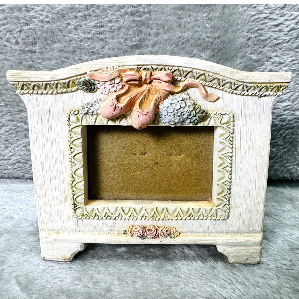Vintage Ballet Pointe Shoes Floral‎ Resin Picture Frame Pink Cream Shabby Chic